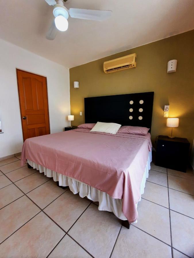 Hacienda Real Suits Ixtapa 익스타파 외부 사진